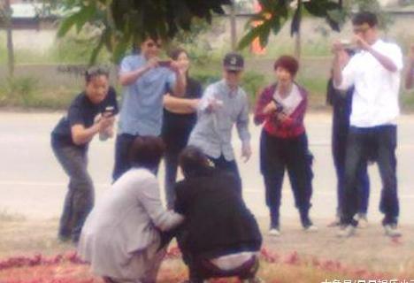 看应采儿跟陈小春回农村细节, 就知道陈小春娶