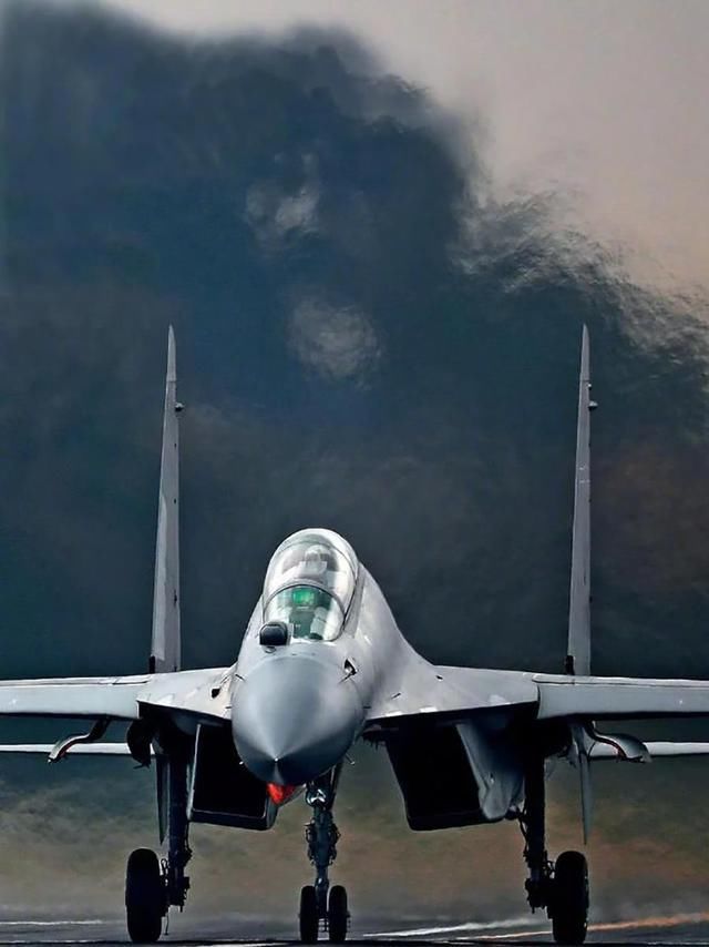 重磅!我国三代半战机数量亚洲第一:歼16两年超