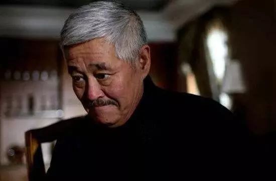 为什么赵本山书法从2000000元跌至500元无人