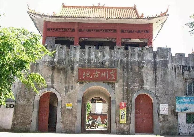 特色旅游丨如何礼貌又不失尴尬的带朋友玩转三亚?!