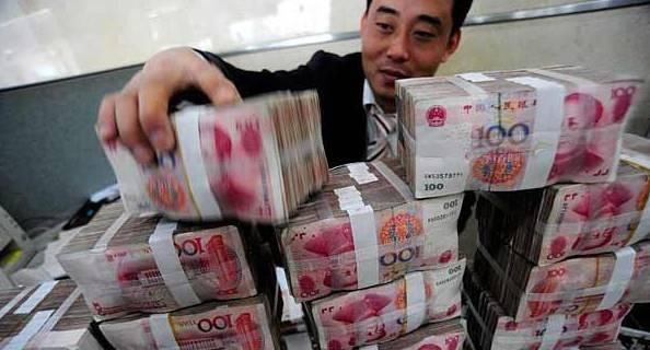 一位在保险公司10多年的老员工良心告白:虽然我在保险公司上班，