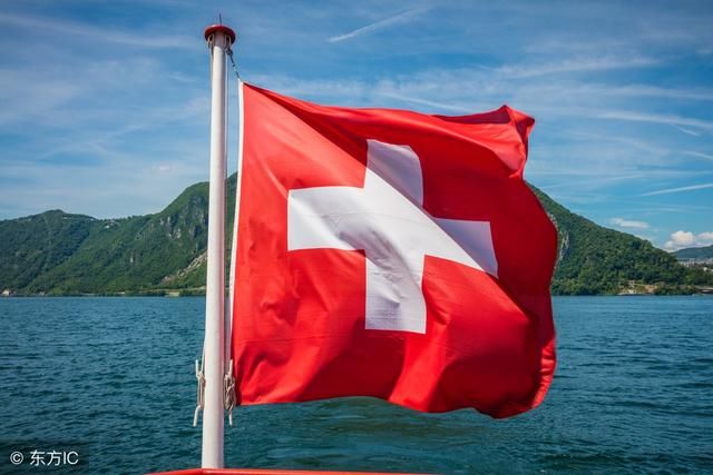 瑞士国家福利高保障全,全民医疗、养老金制度