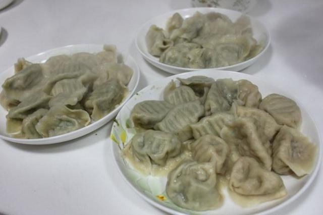 儿媳坐月子我去送饺子，看见儿媳吃的东西，我把饺子藏起来！