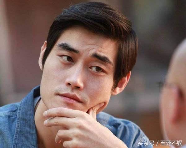 娱乐 > 正文阅读   之后,他获得了网友御赐的称号——父王,张本煜从此