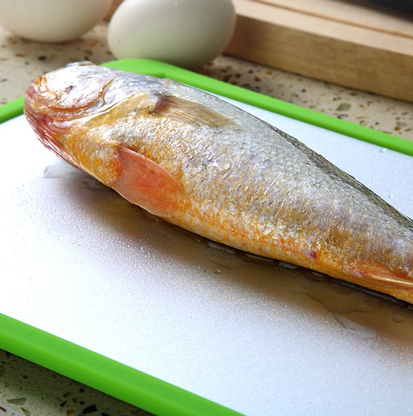 如何快速解冻银鳕鱼 t01d6a62ff892624a18.jpg