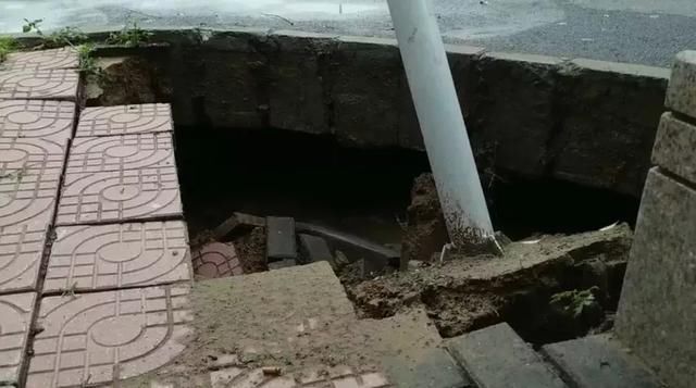 注意！暴雨、大暴雨又要来了！暴雨天气出行注意事项！