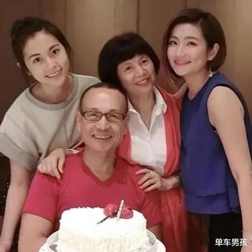 39岁Selina突然立遗嘱，将所有的财产都给了她，网友：意料之中！