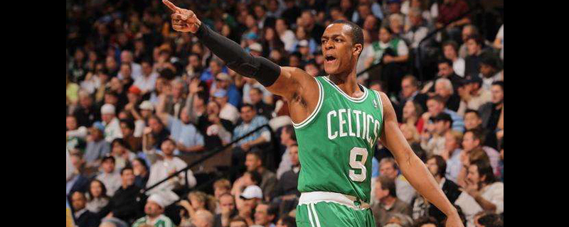 隆多穿过几号球衣