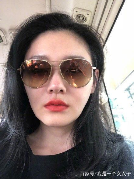 整个娱乐圈女星无辜中招，大s晒自拍吐槽美图、比V太假