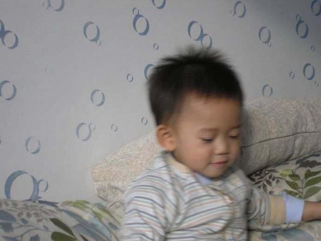 2岁宝宝无故肚子痛,数月后脑袋里查出肿瘤,这