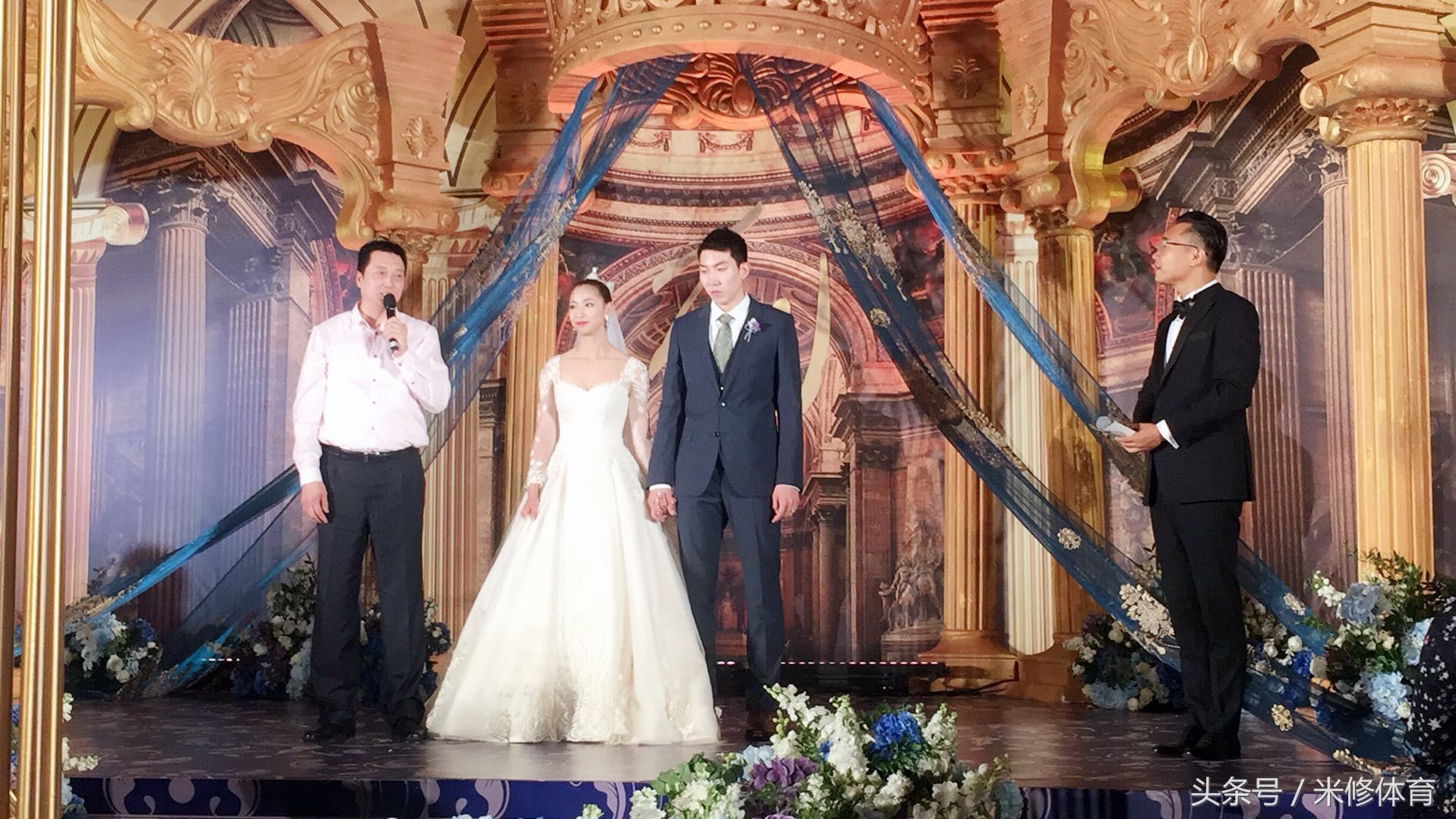 前女排国手超梦幻婚礼,父亲王宝泉致辞,新郎是