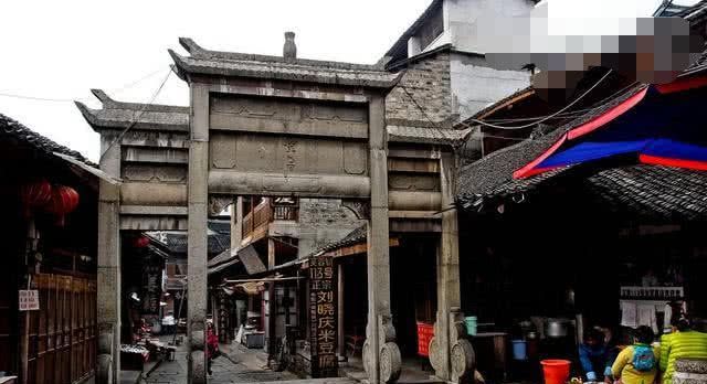 这个世外桃源竟在瀑布上面,美如仙境,你一定没听说过! 新濠天地官网注册