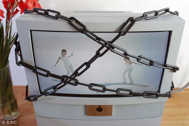 2岁以下宝宝看电视,危害竟然这么大!科普收藏