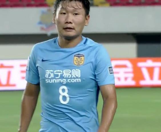 足球丨重庆目标保级?苏宁多人离队!泰达不敌河