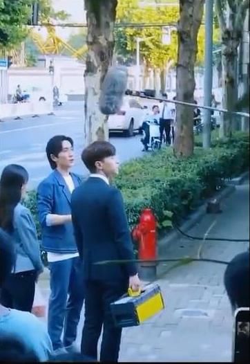 朱一龙杨颖邓伦新戏路透,龙哥毁在了发型上,邓