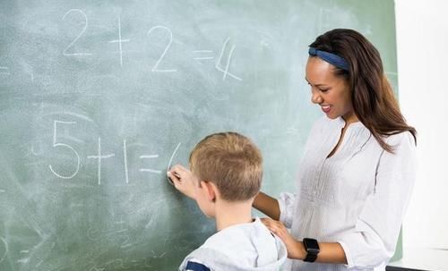 教师寒暑假有工资吗