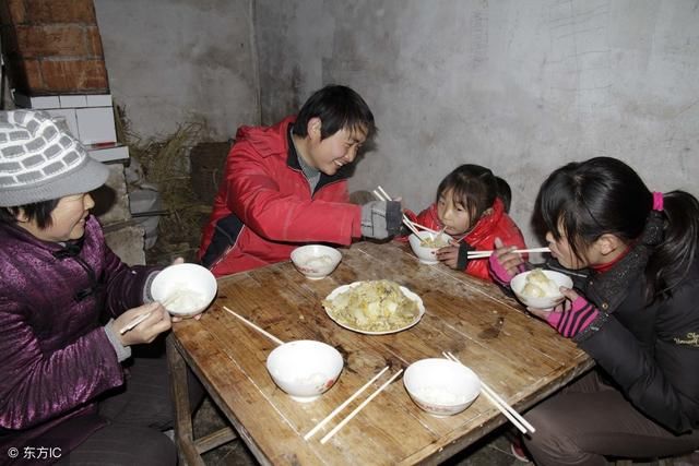 有些农村人很穷，但却不坚决不去城市打工，这三点你看说的对不对