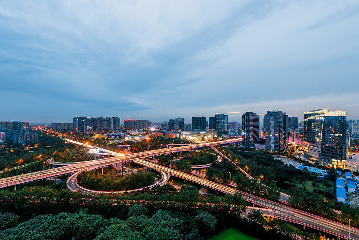 中国崛起速度最快的省会，城市综合实力全国第六，是你的家乡吗?