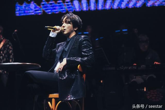 郑容和一时感触演唱会狂哭 即将服兵役希望Fa