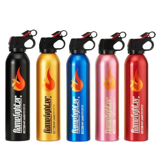 新的年检已开始实行,你车上的灭火器放对位置