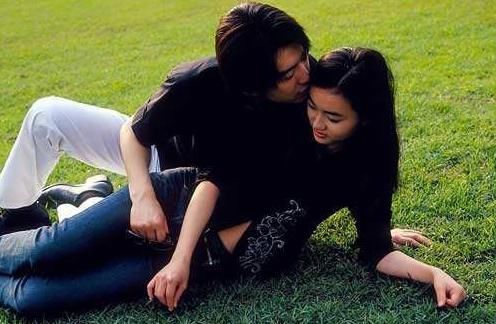 女人回家有这几个表现，你的帽子已经绿到家了！你还傻傻不知道？