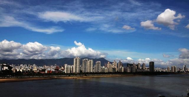 武汉,成都,西安,杭州,南京抢人大战如火如荼,您