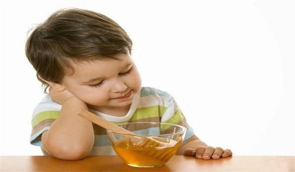 4岁儿童能不能喝蜂蜜水?4岁儿童吃蜂蜜好不好