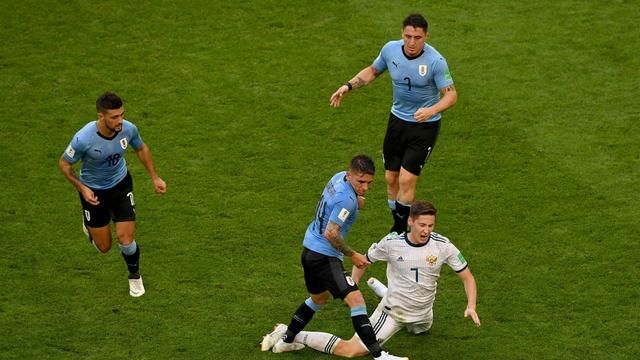 俄罗斯世界杯:C罗禁区点球被扑葡萄牙遇险 乌