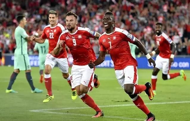 足球世界杯也是厂商的世界杯，汽车厂商都赞助了哪些球队?_【快资讯】