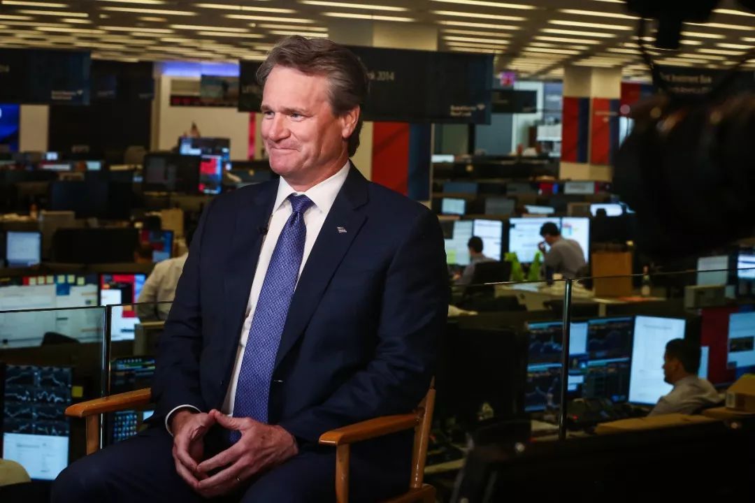 最新银行薪酬榜!平安老总478万、人均35万,易