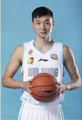 史上年薪最高的中国篮球明星是谁?年薪多少?