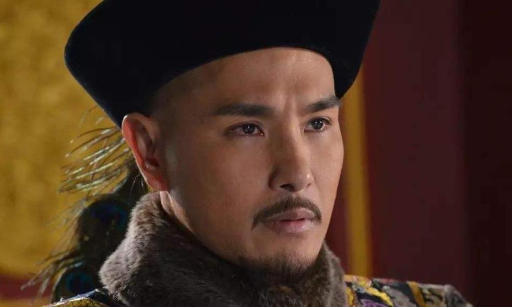 他偏偏青年,凭一句话官运亨通,不知情就敢受贿