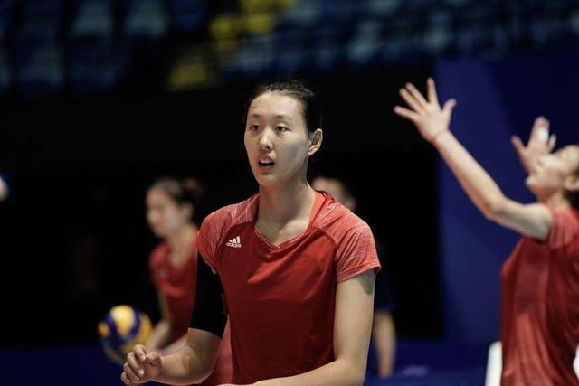 女排极具潜力球星出炉,四人上榜她独占一席,李