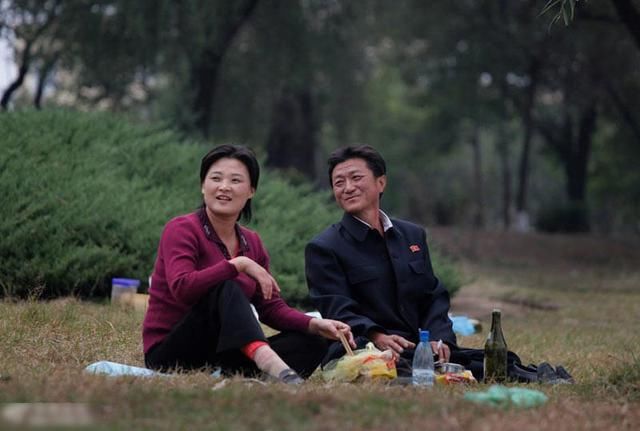 朝鲜百姓吃饭睡觉有这样的习惯，让外界感到好奇！
