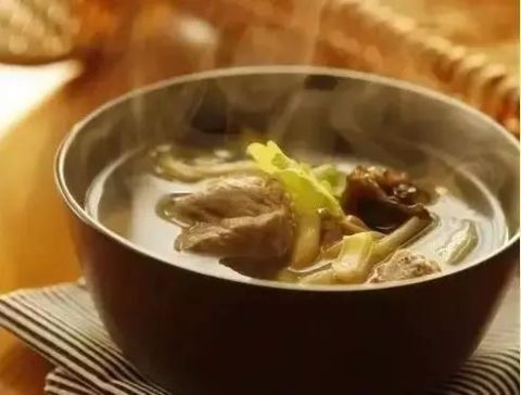 排骨汤做法坐月子 t01dd7b332ca5a3fa47.jpg