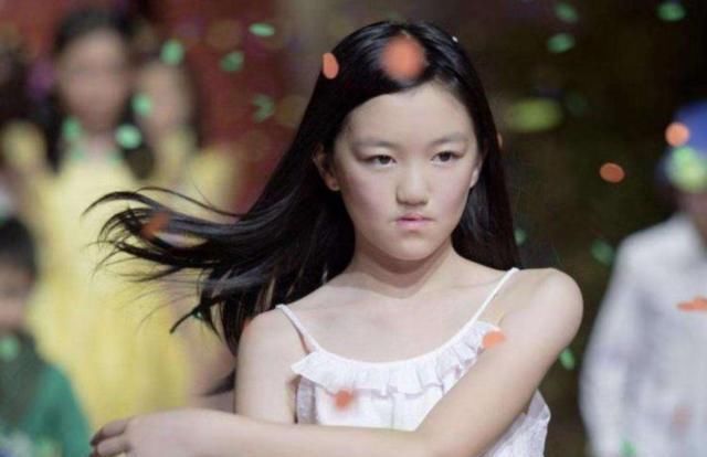王菲高中李嫣将去国外上女儿,拿100短语炫富,欧元后加toing高中的图片