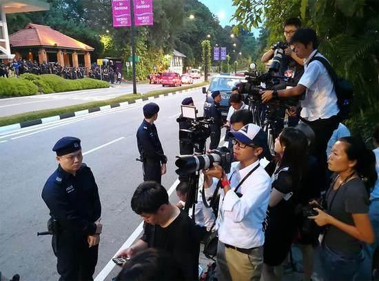 记者见证金特会历史性时刻,峰会活动对媒体开