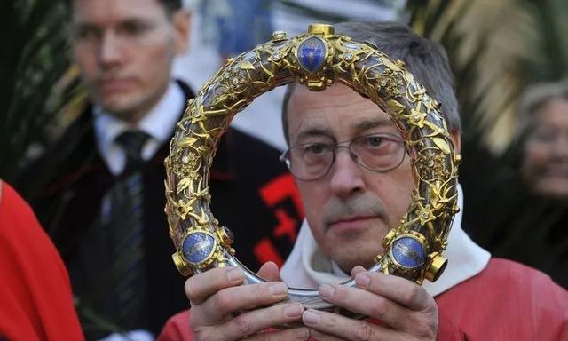 【热点】巴黎圣母院总司铎:火因是疏失或短路