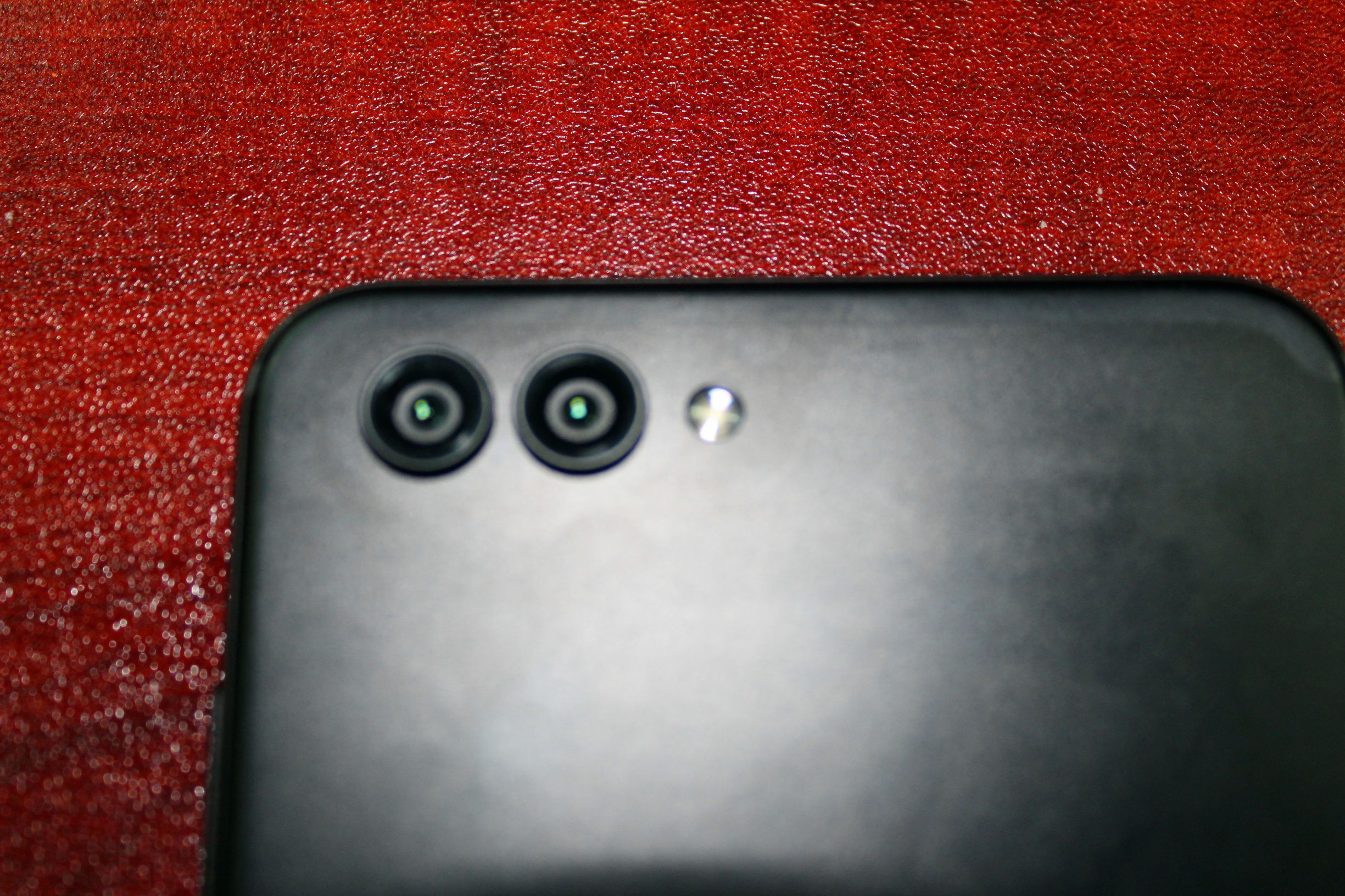 毫无PS痕迹!最真实荣耀V10的上手体验,外观怎