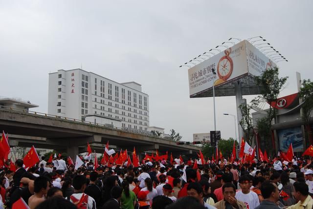 那一年，我在昆明，遇到了国家级活动，也是本人提供的摄影图片