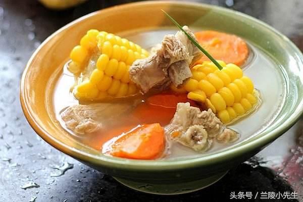 top2.胡萝卜芋头排骨汤玉米煮鸭腿图片