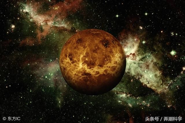 温度高达485度的金星上，也有大气层，和地球是“姐妹星球”