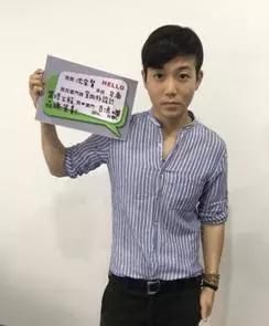 高颜值湾湾集体po照，没ta咔惨C