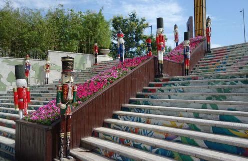 西安国际港务区gdp排名_西安国际港务区网格化(3)