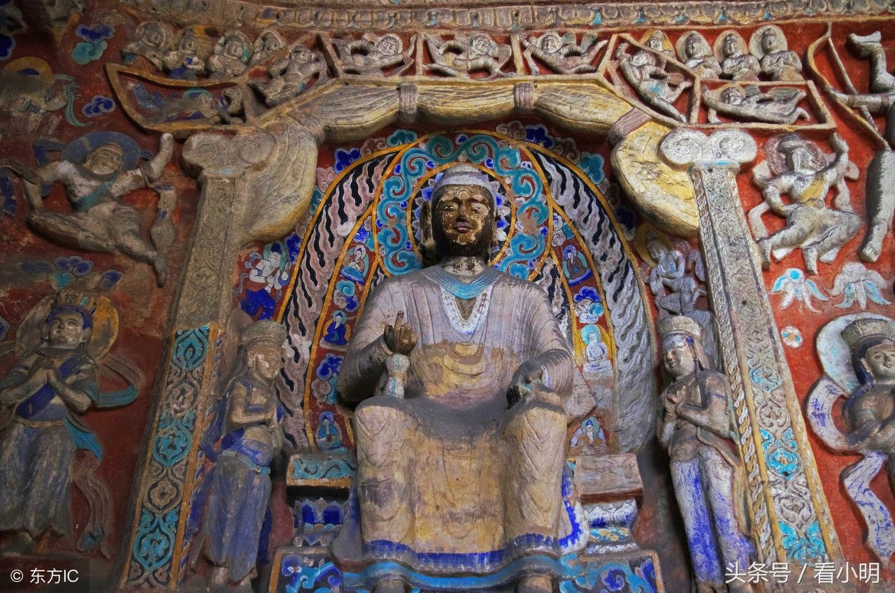 中国最著名的石窟，珍贵的文物有5万件，一大半流落于世界各地