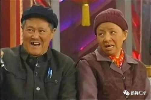 连续24次登上春晚，拒绝和小沈阳同台演出的黄宏，现在怎样了？
