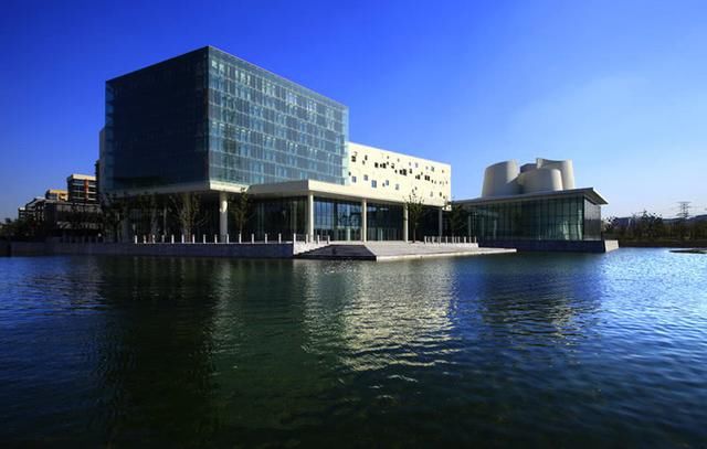 上海最值得报考的三所非211一本大学,第三所很