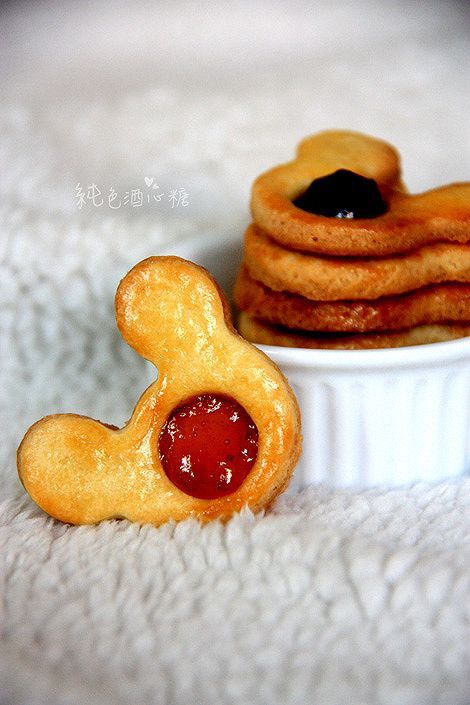 酥脆果酱夹心饼干