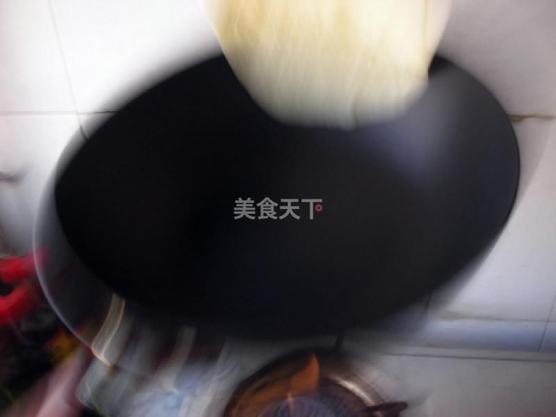 正宗的春饼要薄如纸，一种烫面两种饼!