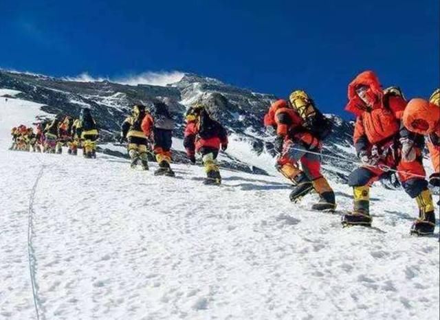 为何登珠峰大多都是从尼泊尔,而不是从中国?网友:分析的挺到位